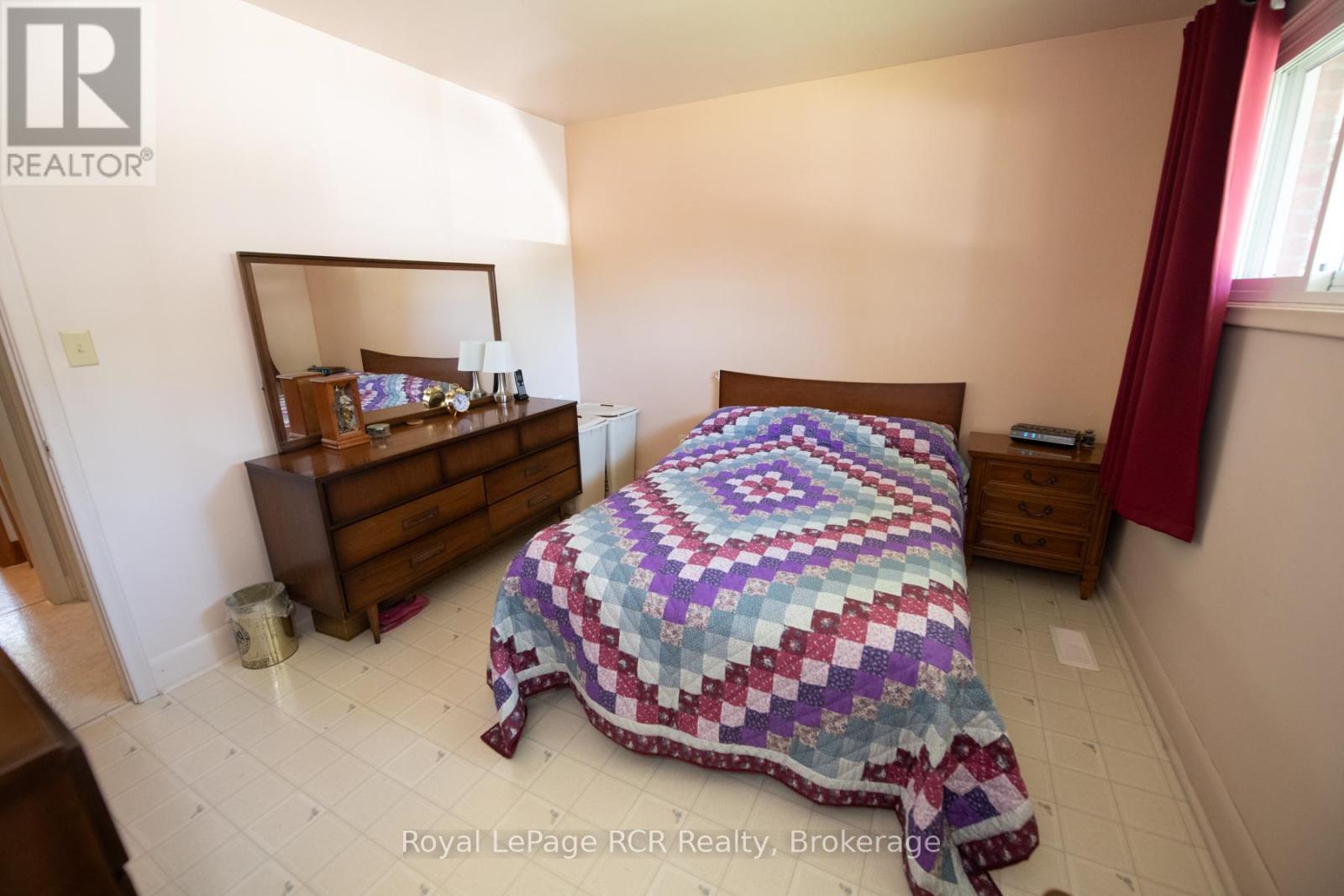 258 Birmingham Street W, Wellington North, Ontario  N0G 2L1 - Photo 25 - X12314655