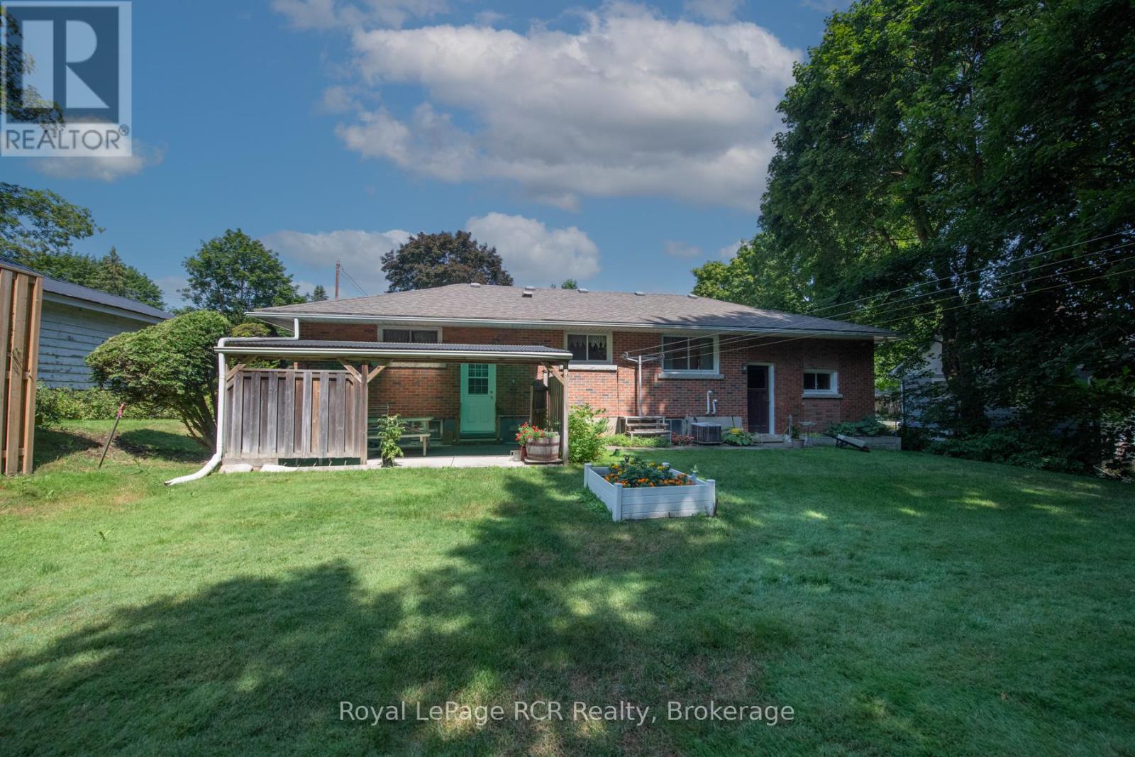 258 Birmingham Street W, Wellington North, Ontario  N0G 2L1 - Photo 36 - X12314655