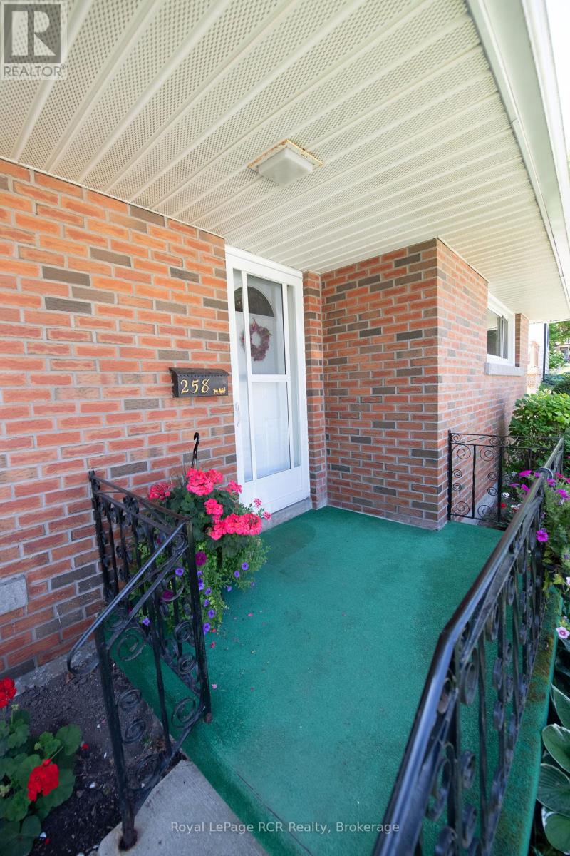 258 Birmingham Street W, Wellington North, Ontario  N0G 2L1 - Photo 3 - X12314655