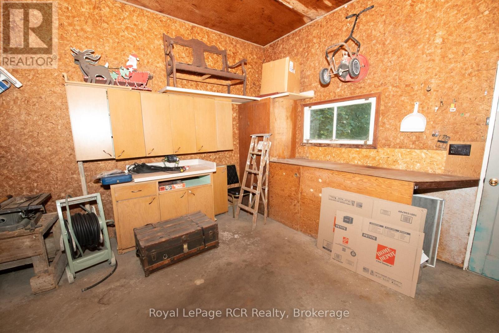 258 Birmingham Street W, Wellington North, Ontario  N0G 2L1 - Photo 46 - X12314655