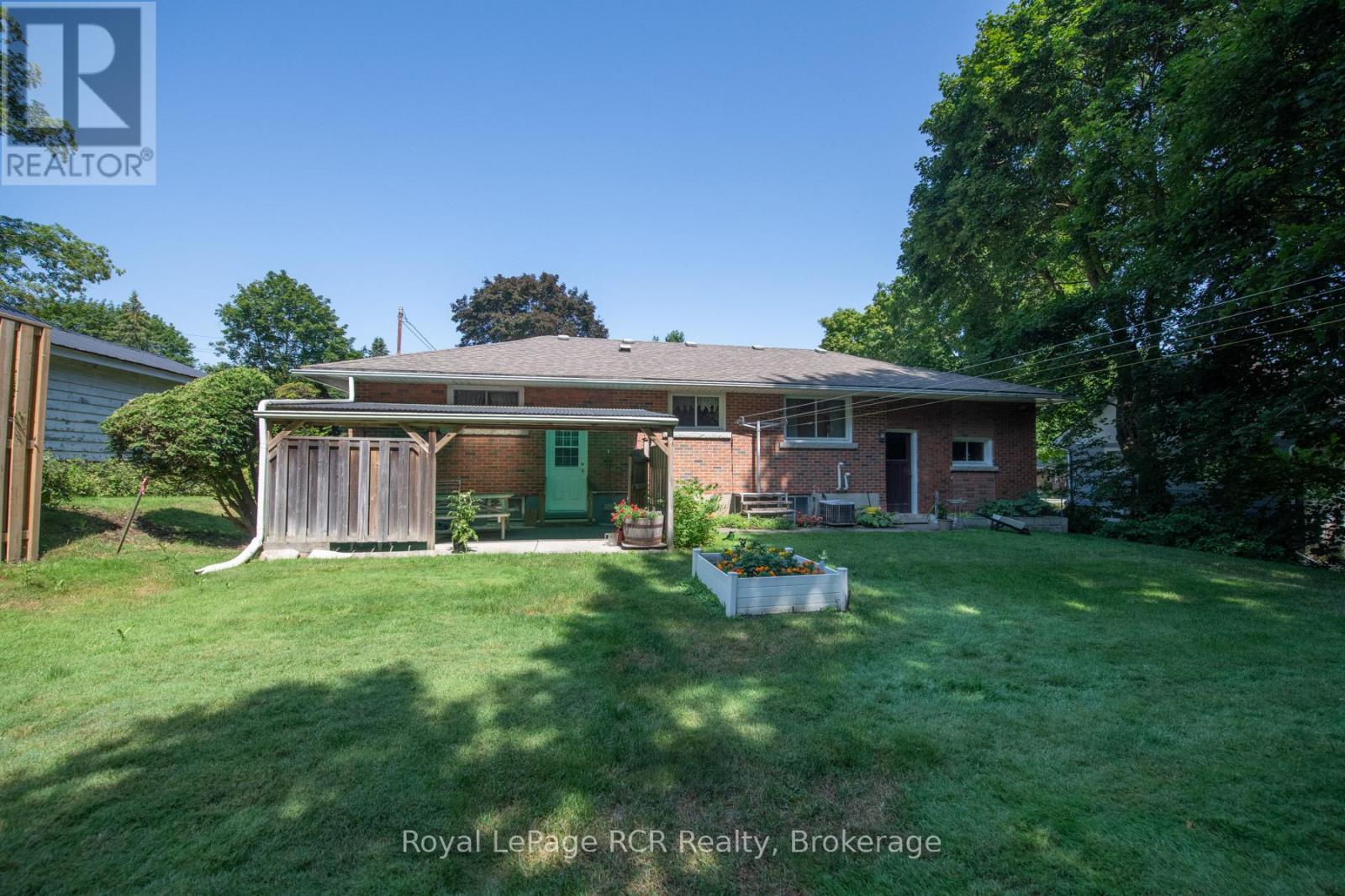 258 Birmingham Street W, Wellington North, Ontario  N0G 2L1 - Photo 35 - X12314655
