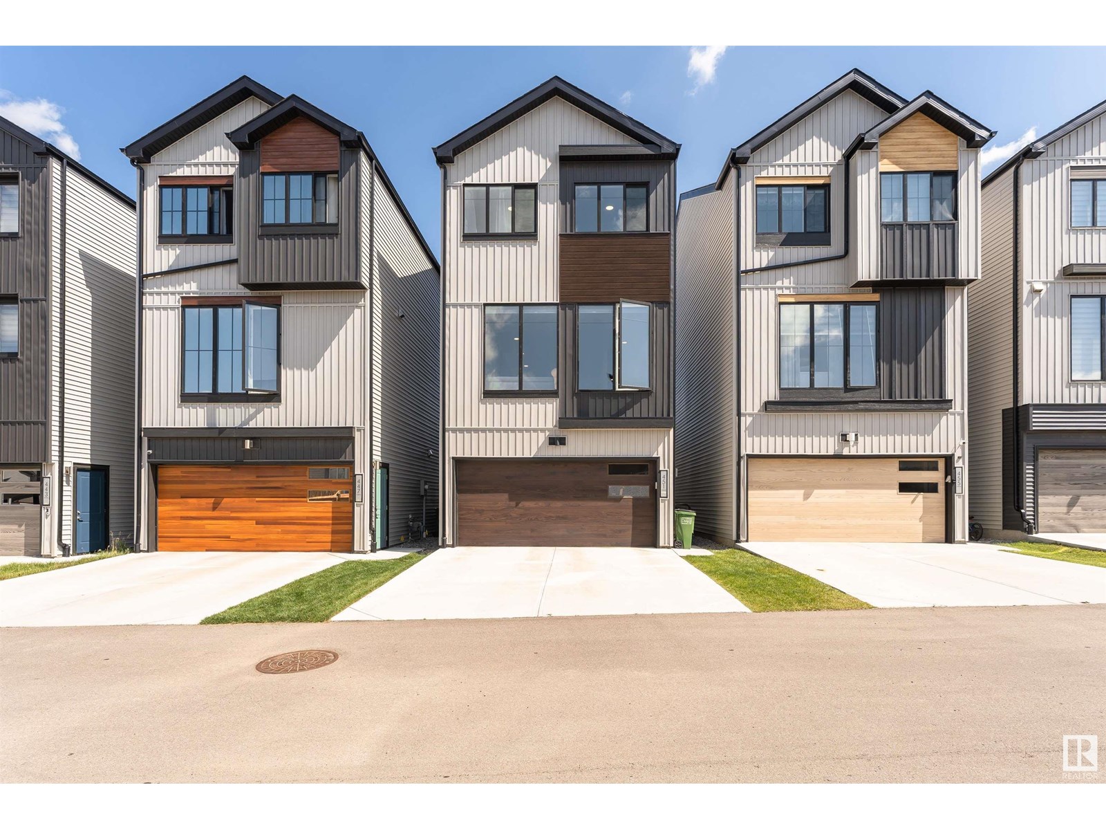 451 39 St Sw, Edmonton, Alberta  T6X 2X9 - Photo 1 - E4450298