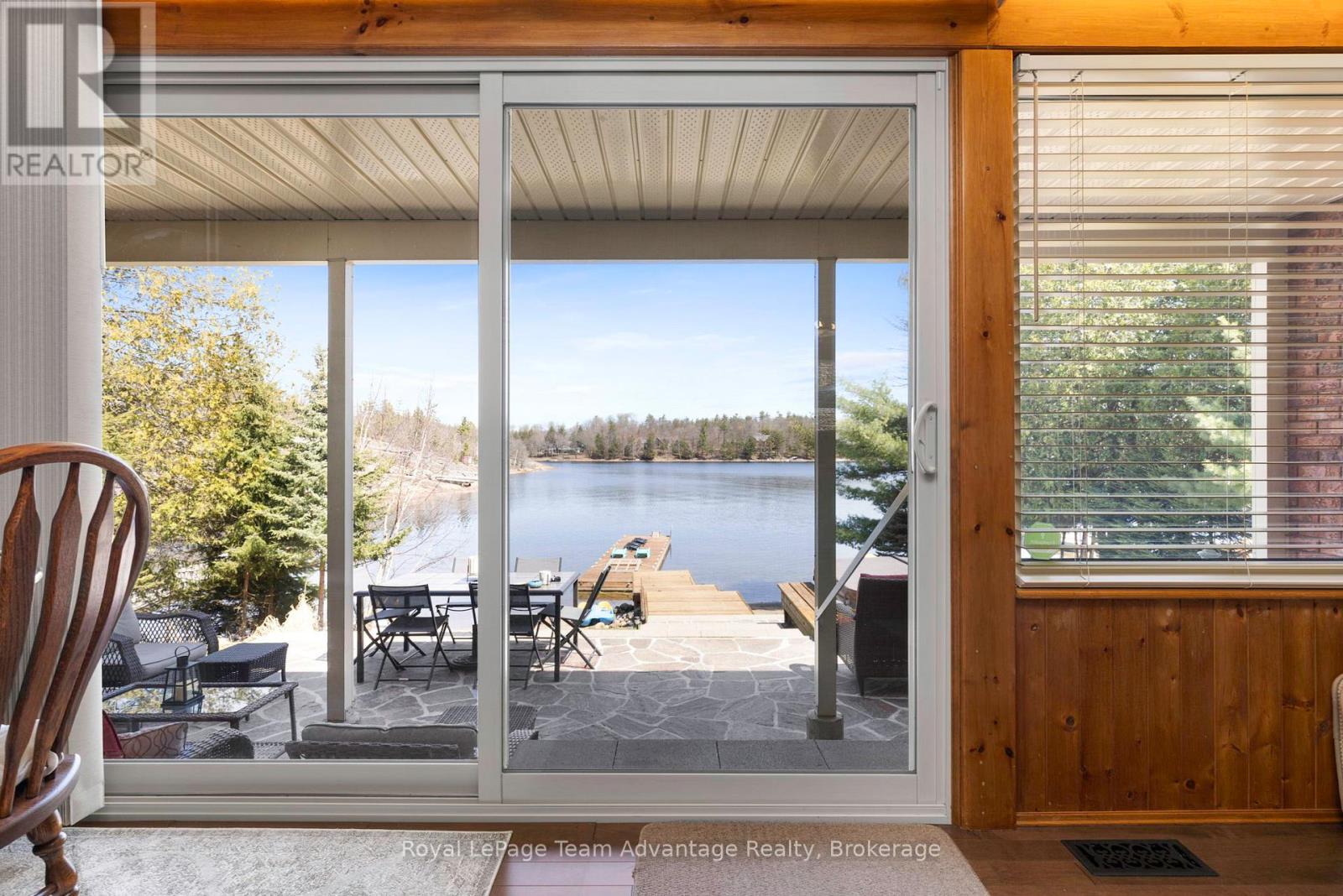 18 Pine Valley Drive, Carling, Ontario  P0G 1G0 - Photo 11 - X12137244