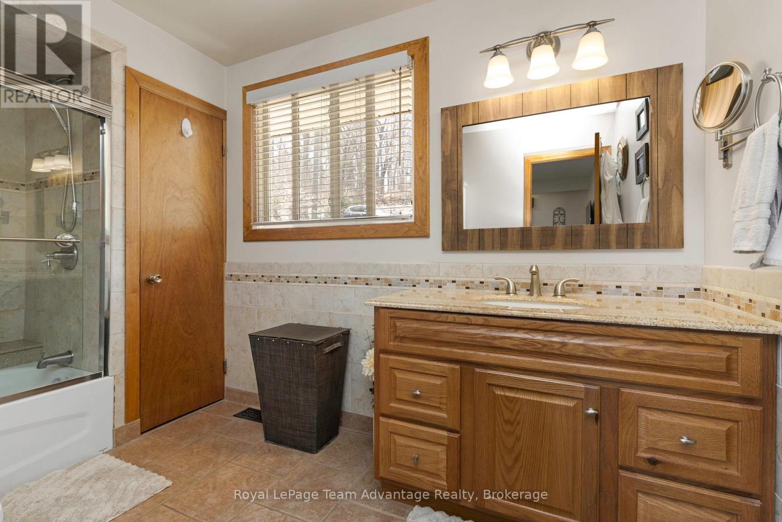 18 Pine Valley Drive, Carling, Ontario  P0G 1G0 - Photo 17 - X12137244
