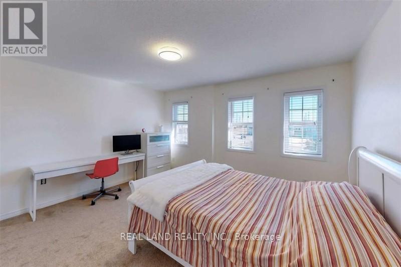ROOM - 156 BANTRY AVENUE, Richmond Hill, Ontario