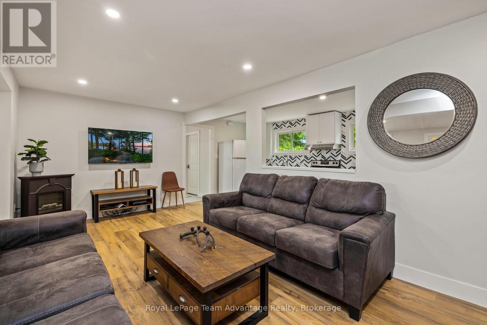 40 Fairholme Lake Road, Whitestone, Ontario  P0A 1G0 - Photo 12 - X12314994