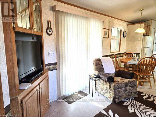 204 Beach Road, Centre Wellington, Ontario  N1M 2W5 - Photo 5 - X12315013