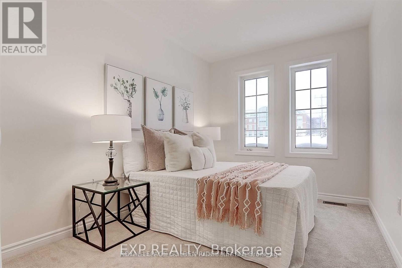 275 Bloomington Road W, Richmond Hill, Ontario  L4E 2H8 - Photo 10 - N12314871