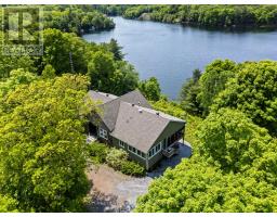 32 FOREST BREEZE LANE, Rideau Lakes, Ontario