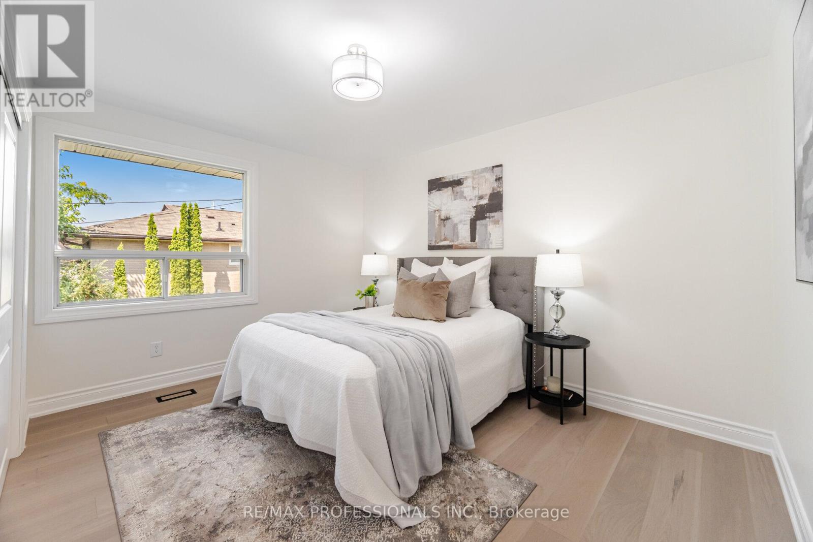 718 Royal York Road, Toronto, Ontario  M8Y 2T5 - Photo 22 - W12314896