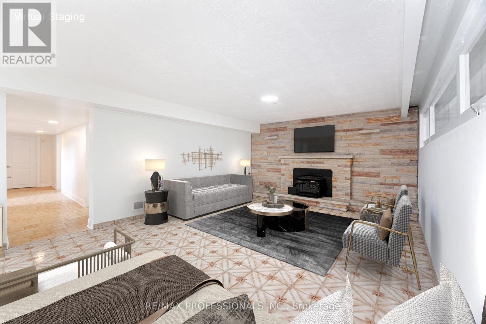 718 Royal York Road, Toronto (Stonegate-Queensway), Ontario  M8Y 2T5 - Photo 40 - W12314896