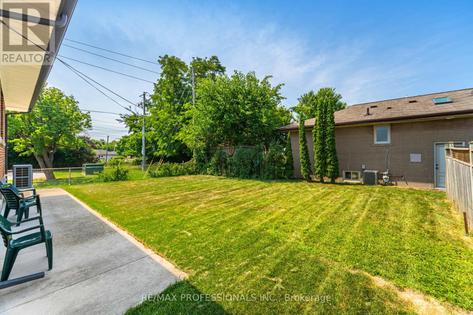 718 Royal York Road, Toronto, Ontario  M8Y 2T5 - Photo 49 - W12314896
