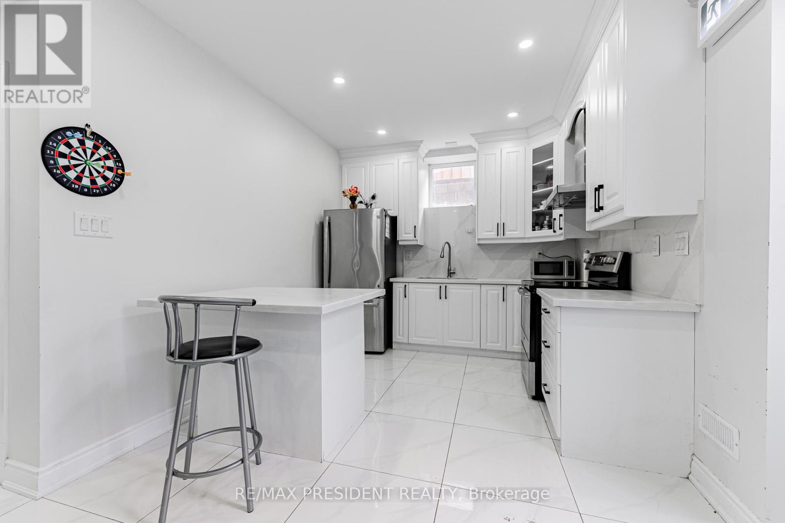 32 Elderbridge Road, Brampton, Ontario  L6P 4G5 - Photo 20 - W12314948