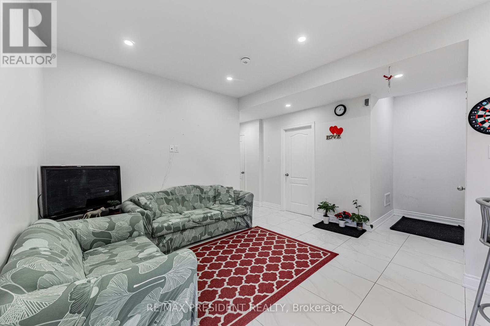 32 Elderbridge Road, Brampton, Ontario  L6P 4G5 - Photo 22 - W12314948