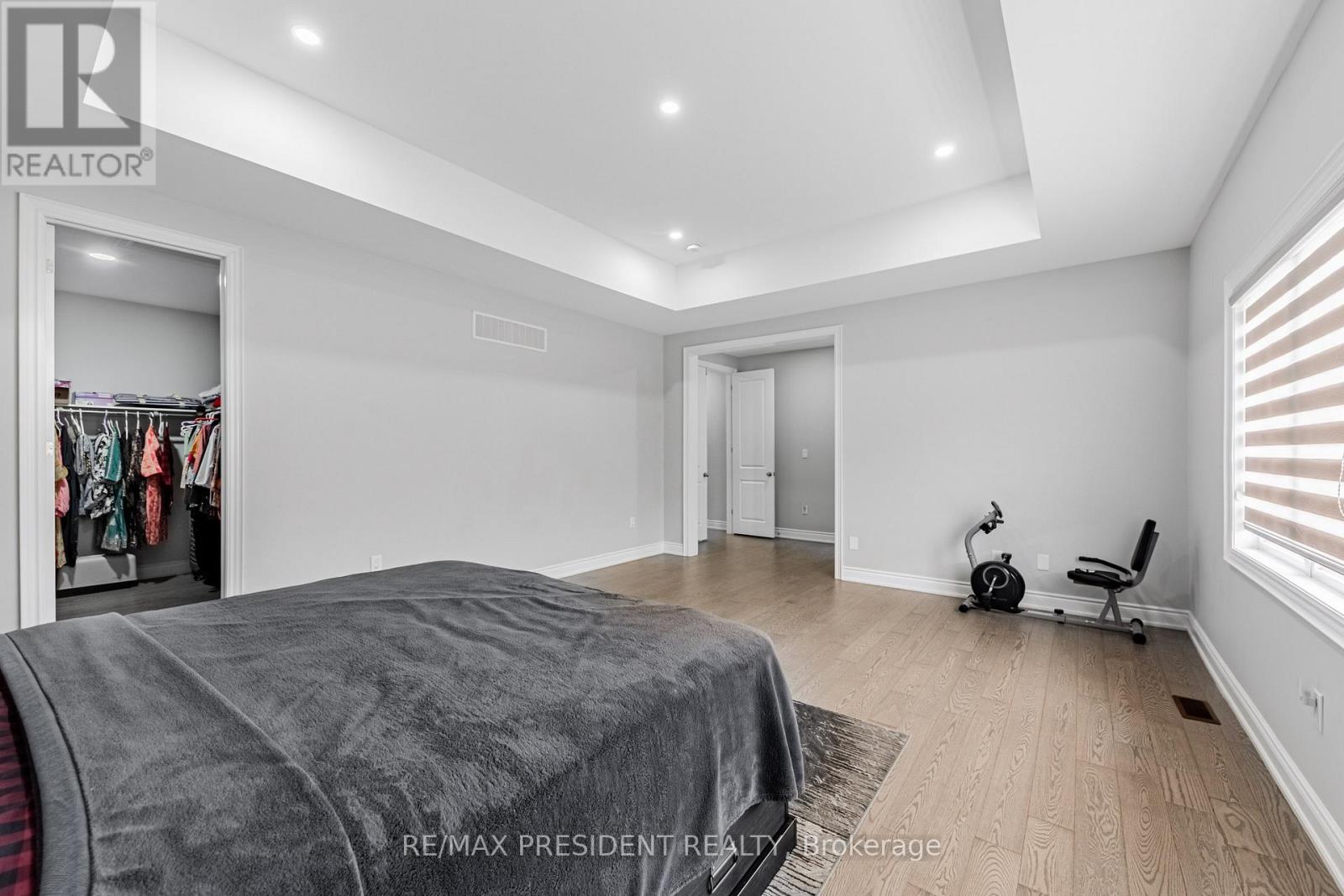 32 Elderbridge Road, Brampton, Ontario  L6P 4G5 - Photo 25 - W12314948