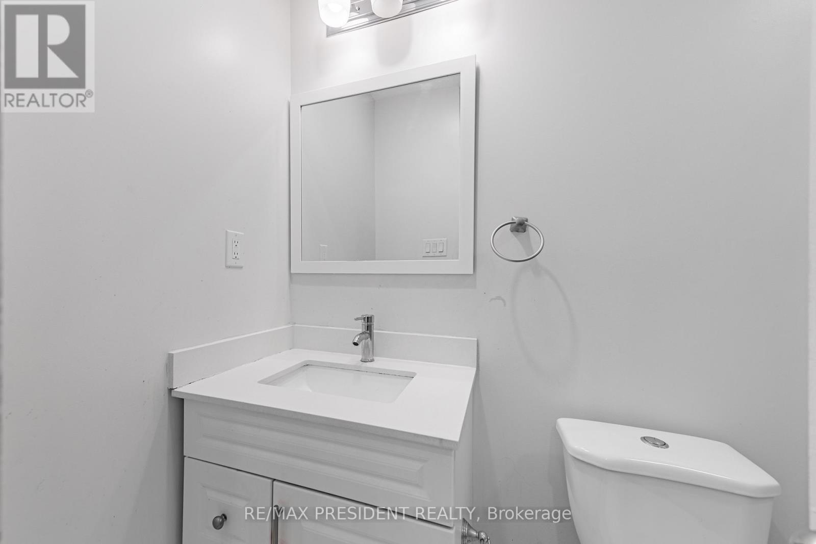 32 Elderbridge Road, Brampton, Ontario  L6P 4G5 - Photo 34 - W12314948