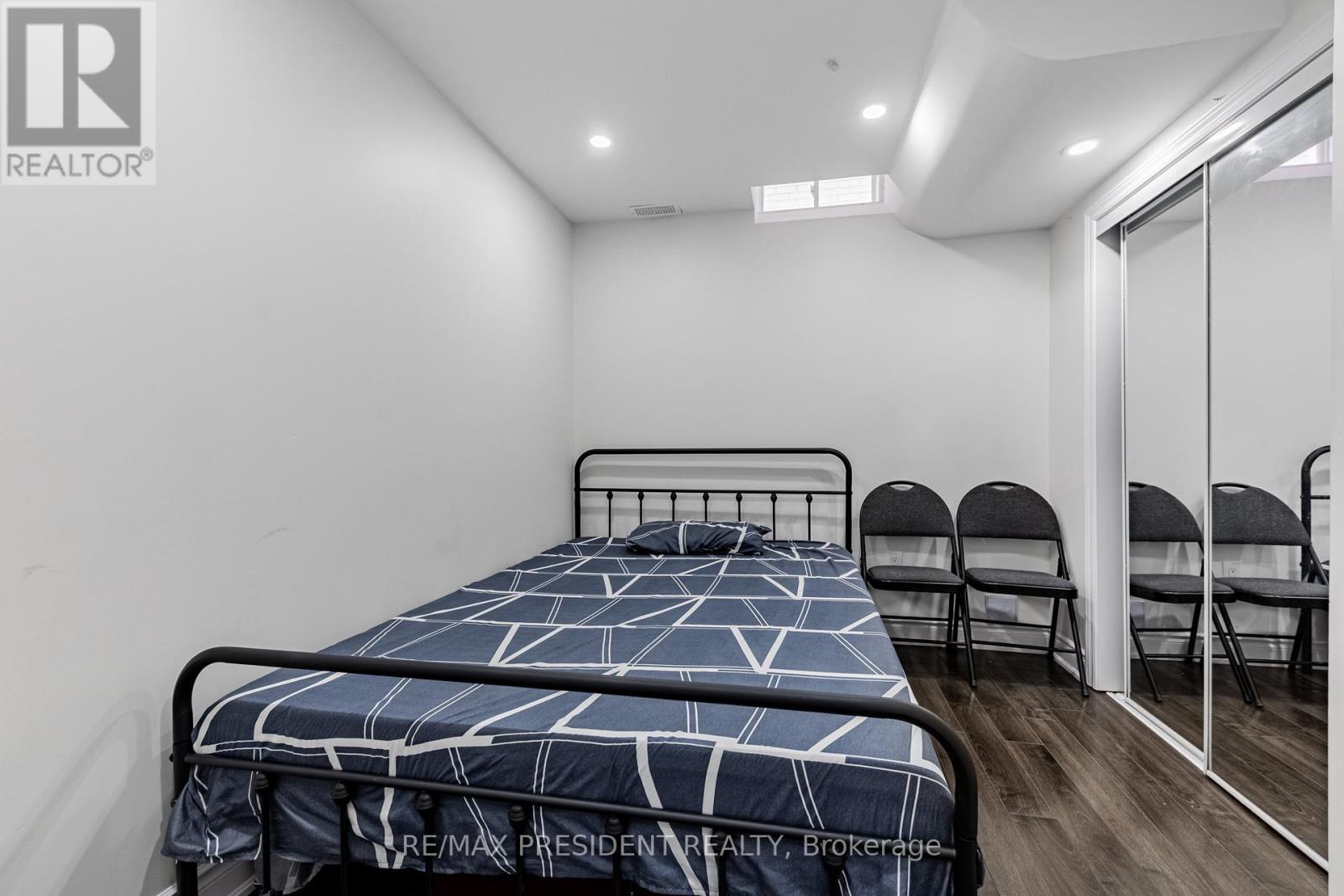 32 Elderbridge Road, Brampton, Ontario  L6P 4G5 - Photo 37 - W12314948