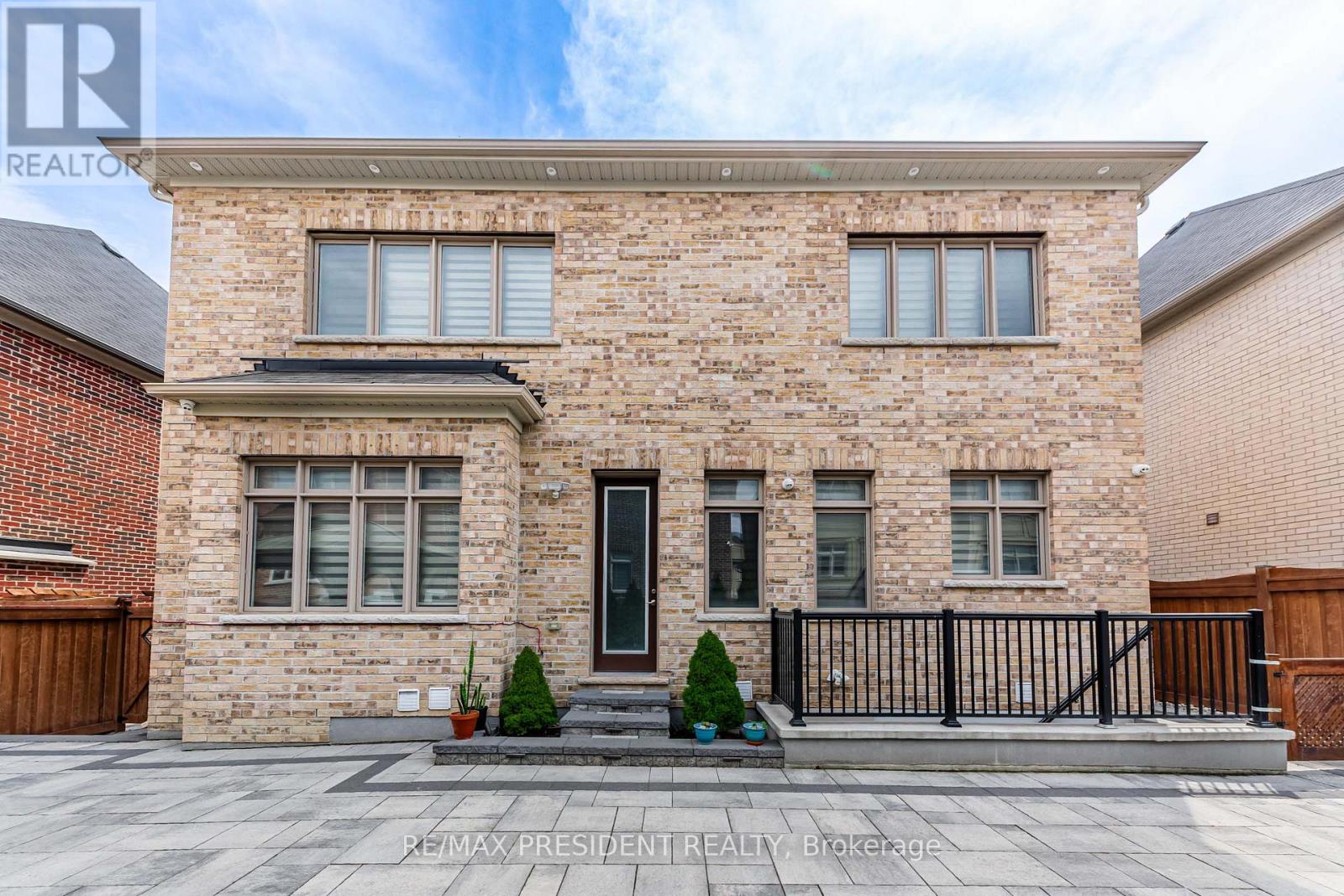 32 Elderbridge Road, Brampton, Ontario  L6P 4G5 - Photo 42 - W12314948