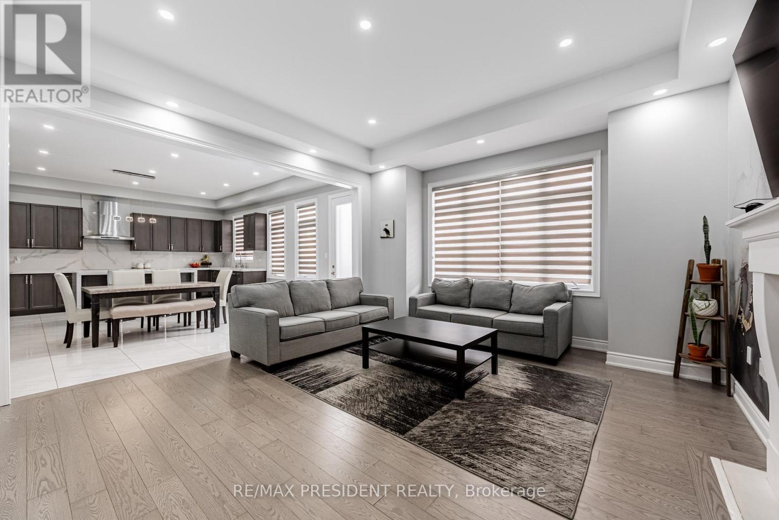 32 Elderbridge Road, Brampton, Ontario  L6P 4G5 - Photo 8 - W12314948