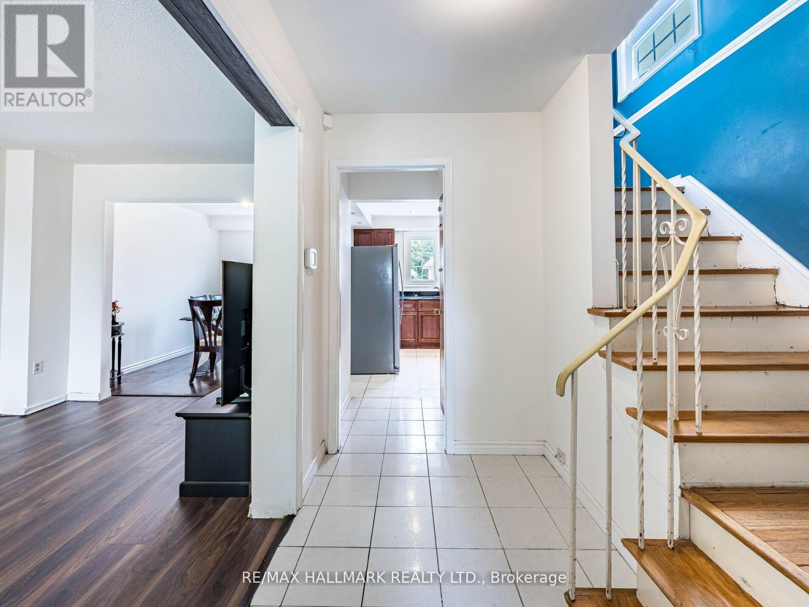 Property at 7232 REDFOX ROAD image 4