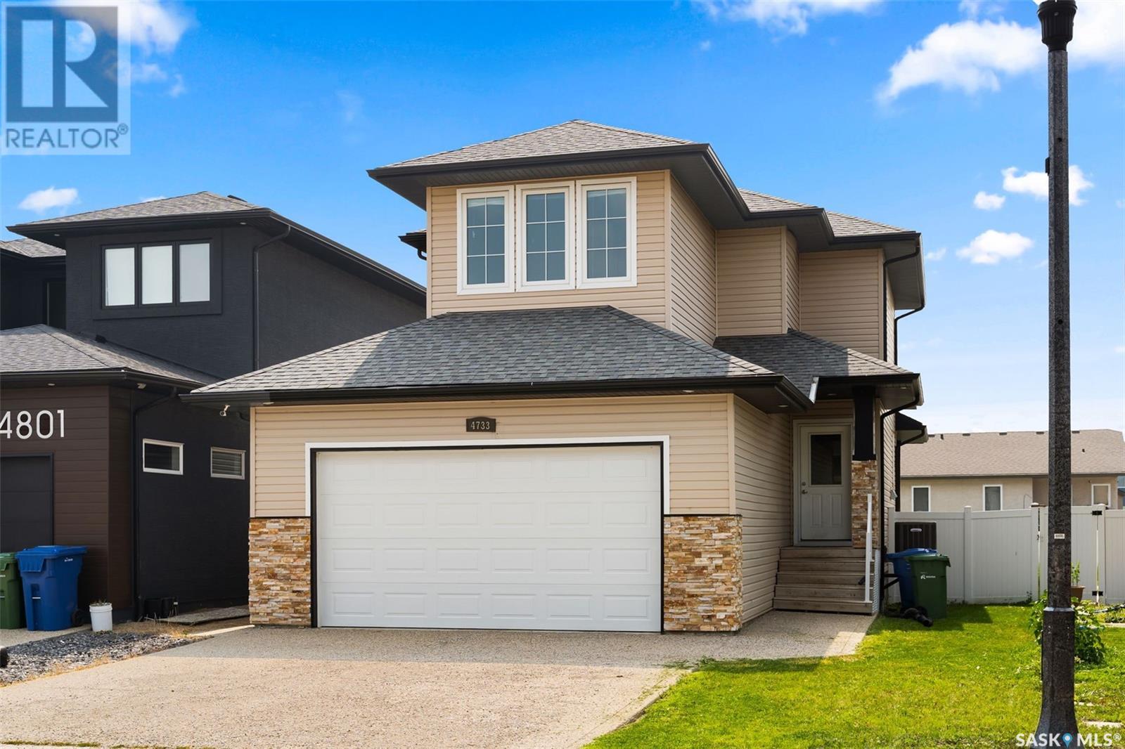 4733 Green View Crescent E, Regina, Saskatchewan  S4V 3L2 - Photo 2 - SK014156