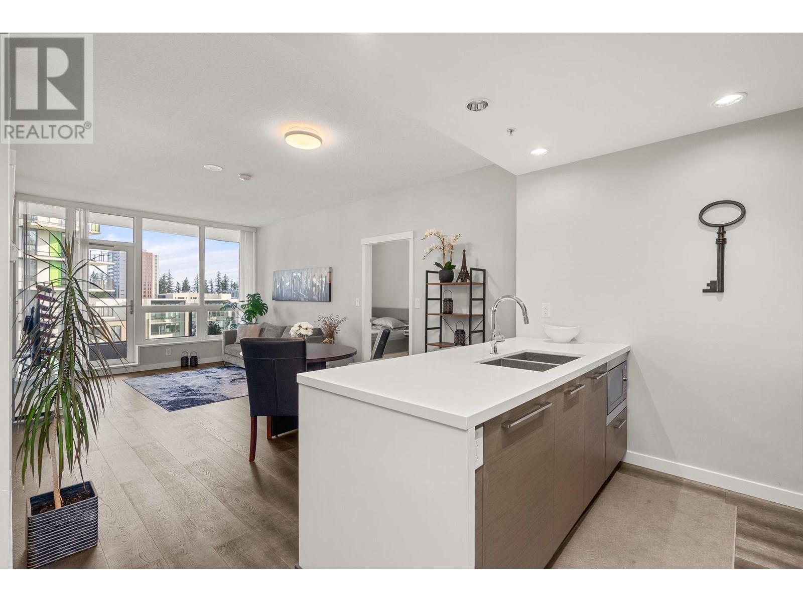 Property at 606 5628 BIRNEY AVENUE image 1