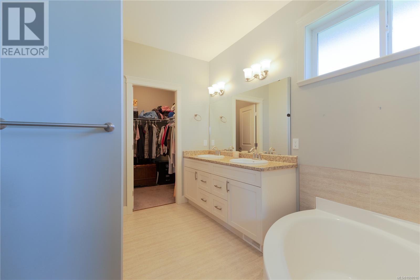 302 Maryland Rd, Campbell River, British Columbia  V9W 0A5 - Photo 18 - 1008010