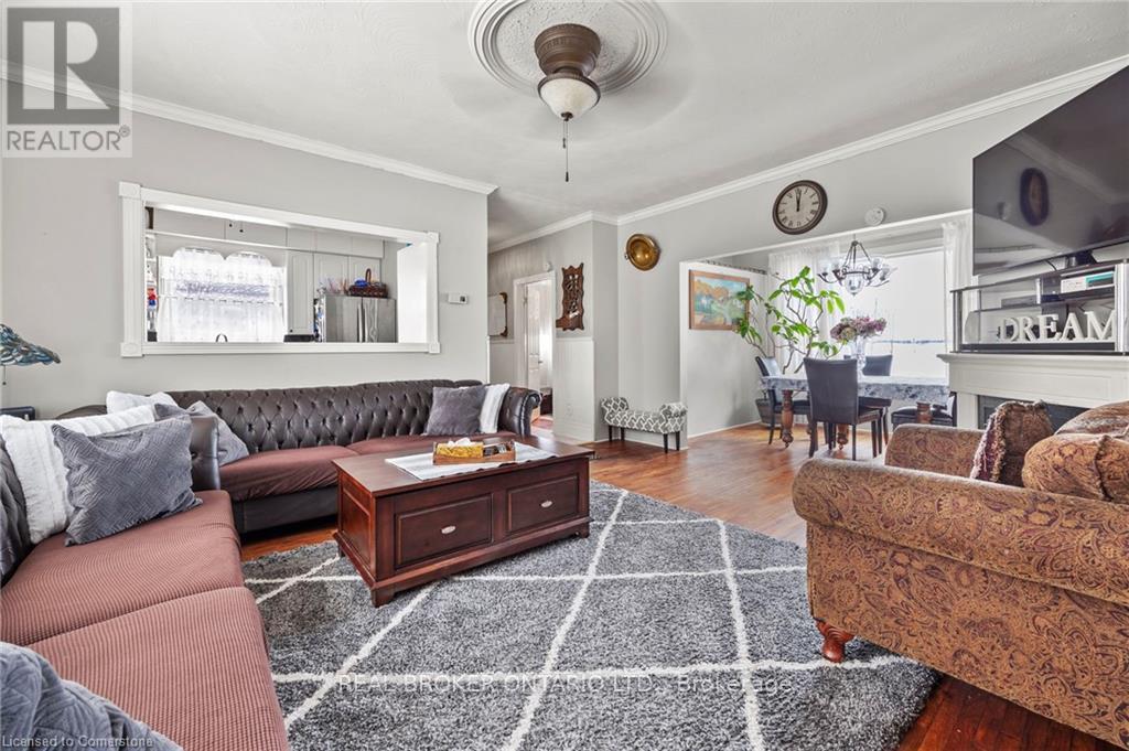 7994 Wellington 12 Road, Wellington North, Ontario  N0G 1A0 - Photo 12 - X12314851