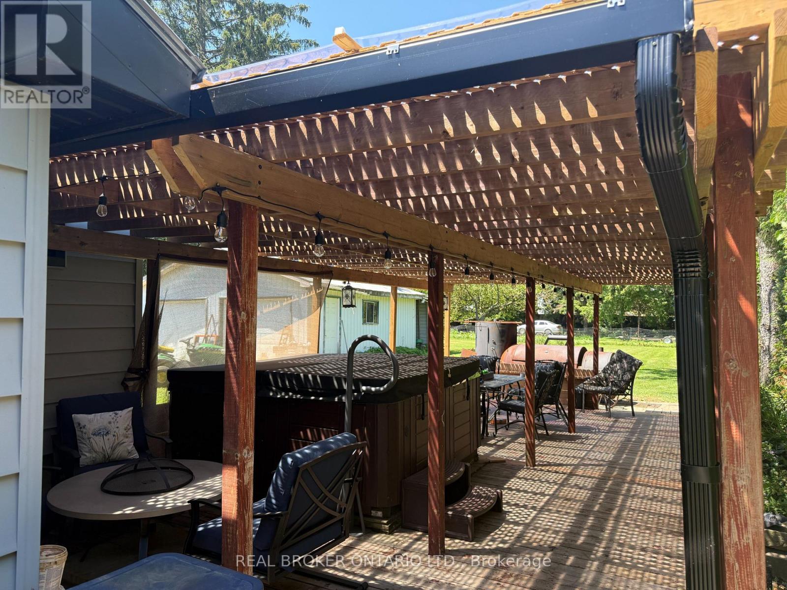 7994 Wellington 12 Road, Wellington North, Ontario  N0G 1A0 - Photo 36 - X12314851