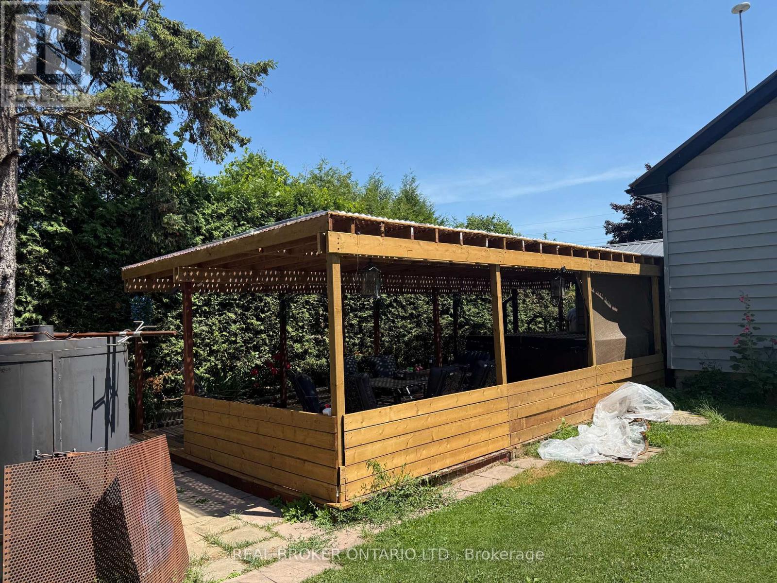 7994 Wellington 12 Road, Wellington North, Ontario  N0G 1A0 - Photo 38 - X12314851