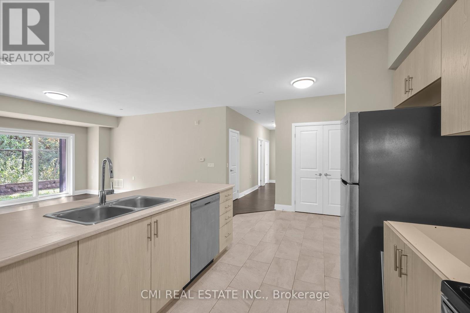 102 - 344 Florence Drive, Peterborough North, Ontario  K9J 0K4 - Photo 13 - X12314918