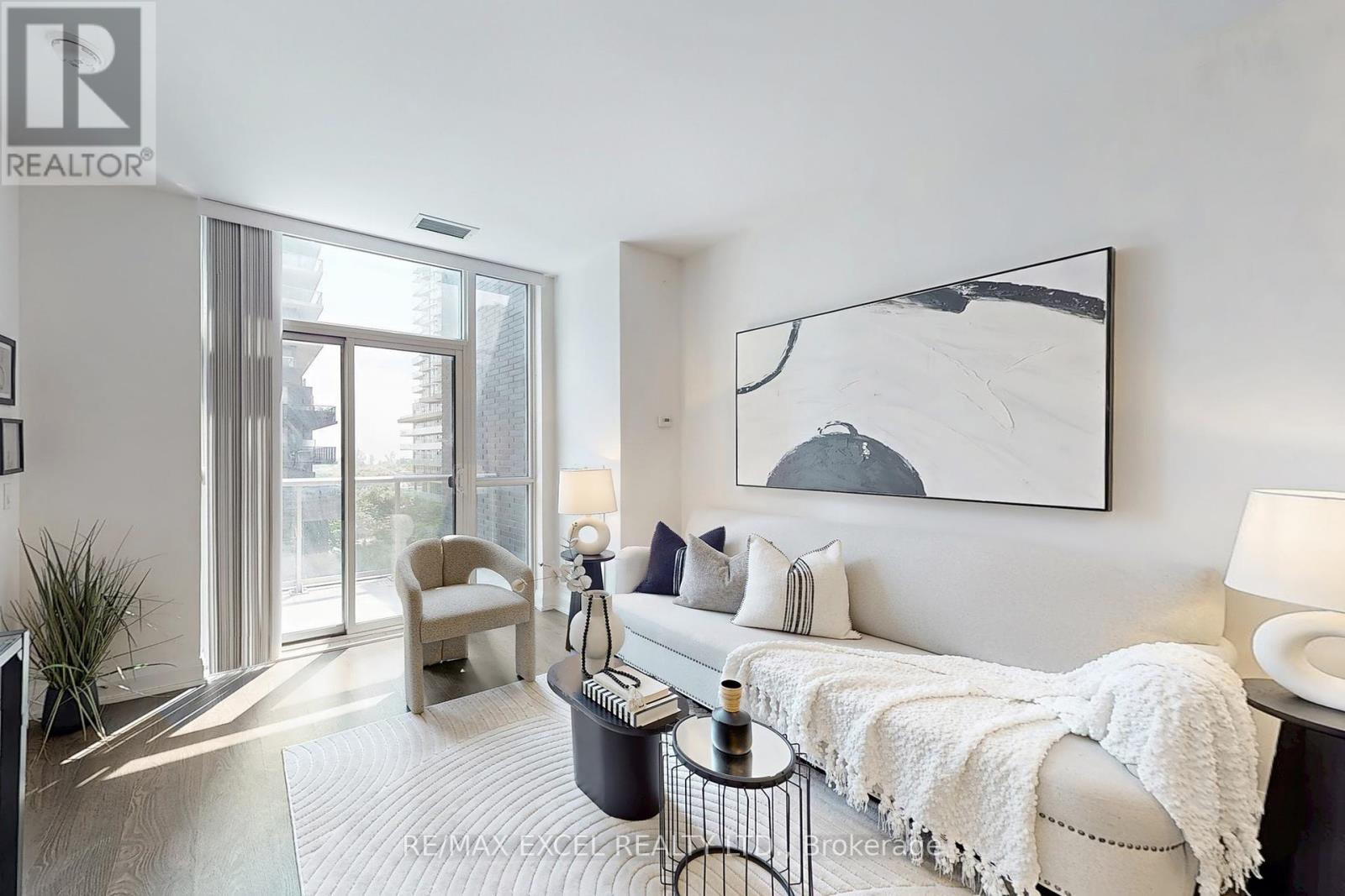 312 - 56 Annie Craig Drive, Toronto, Ontario  M8V 0C4 - Photo 5 - W12283124