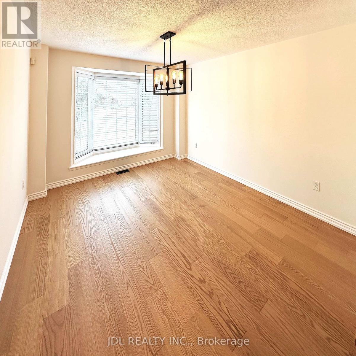 Property at 124 GAS LAMP LANE image 3