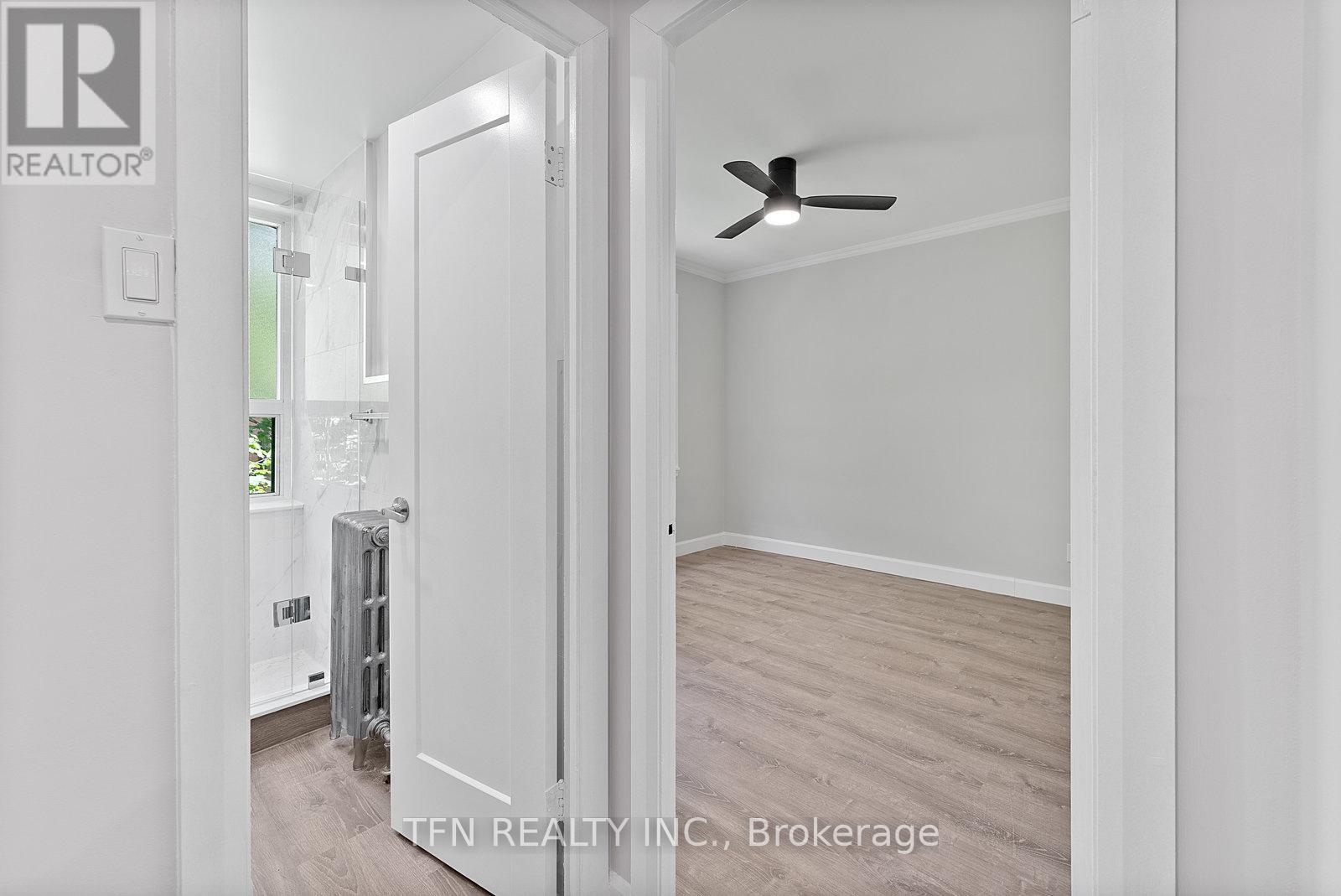 311 - 24 Shallmar Boulevard, Toronto, Ontario  M6C 2J9 - Photo 18 - C12315058