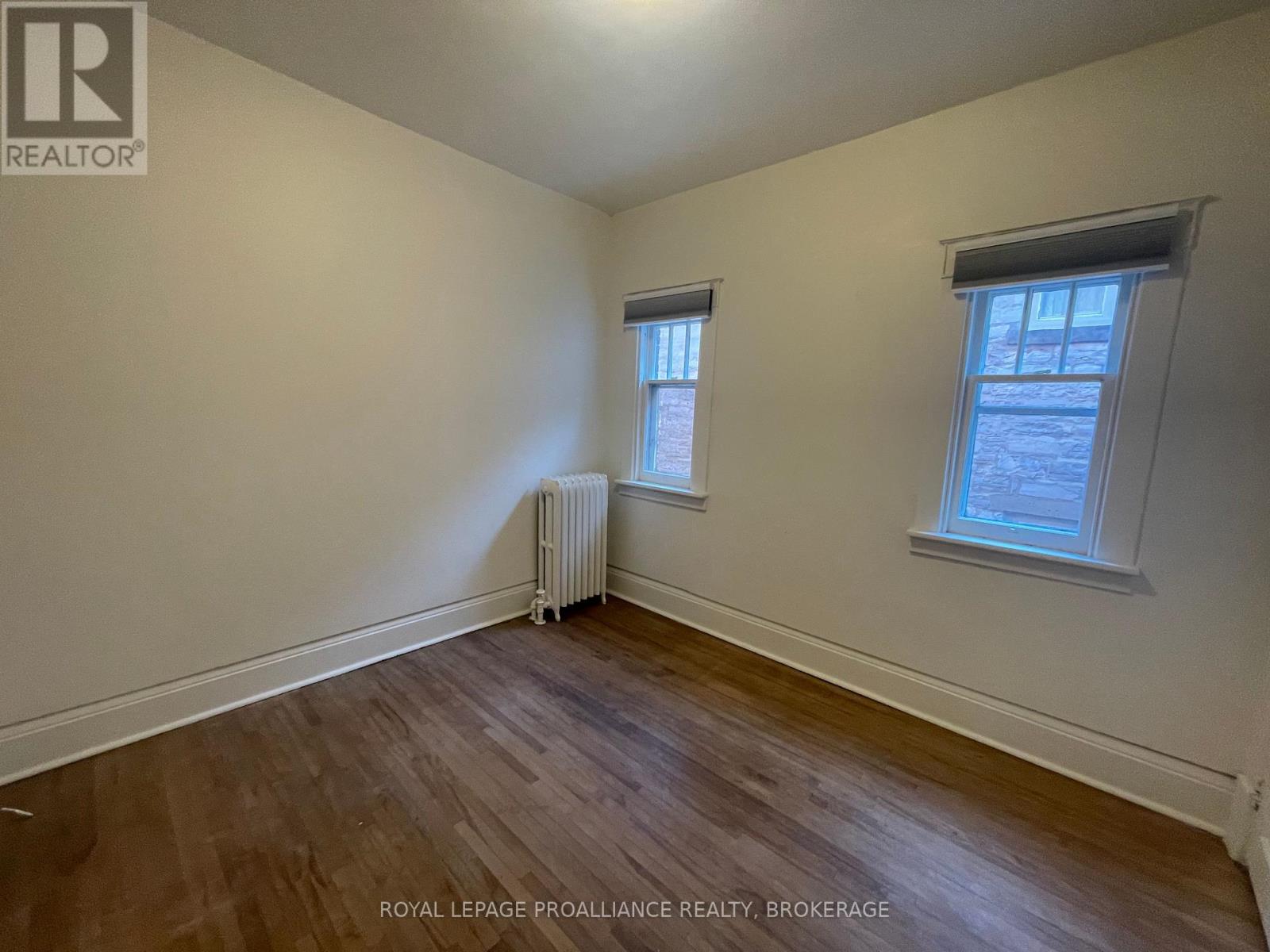 301 King Street W, Kingston, Ontario  K7L 2W9 - Photo 11 - X12315195