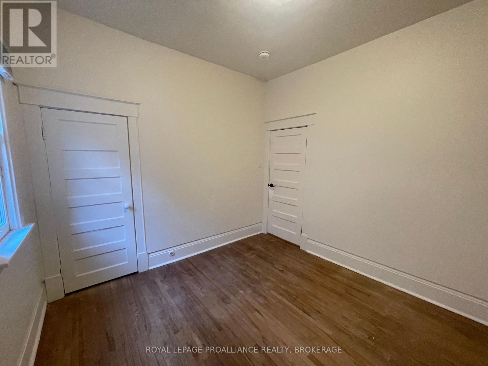 301 King Street W, Kingston, Ontario  K7L 2W9 - Photo 12 - X12315195