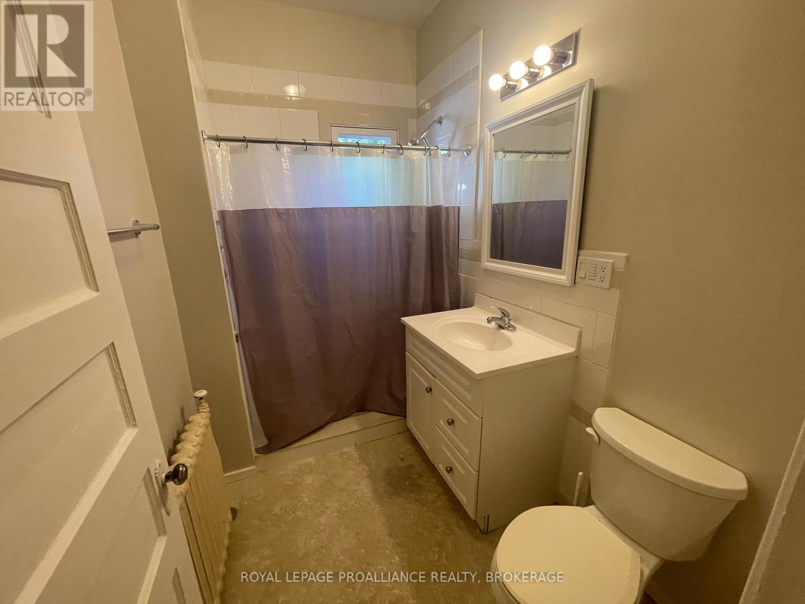 301 King Street W, Kingston, Ontario  K7L 2W9 - Photo 15 - X12315195
