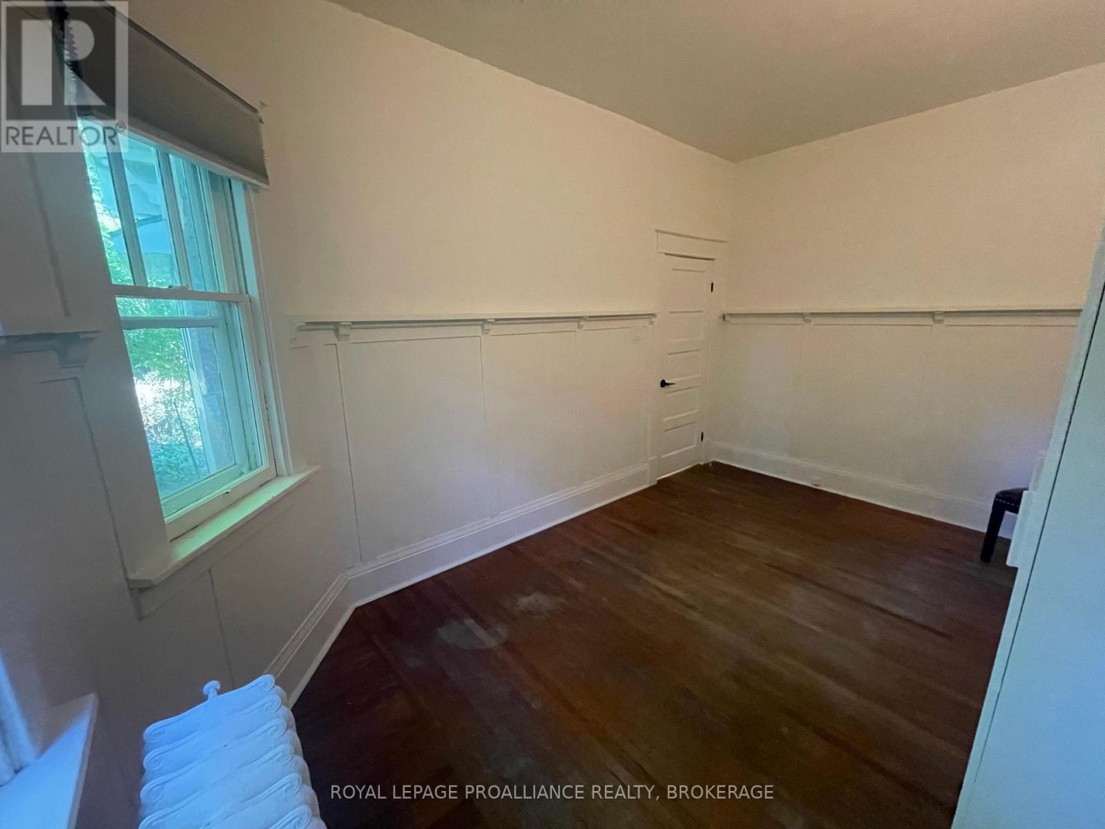301 King Street W, Kingston, Ontario  K7L 2W9 - Photo 17 - X12315195