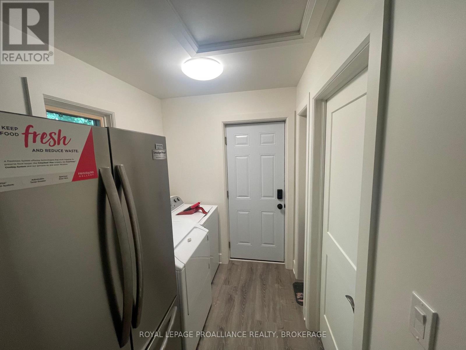 301 King Street W, Kingston, Ontario  K7L 2W9 - Photo 22 - X12315195