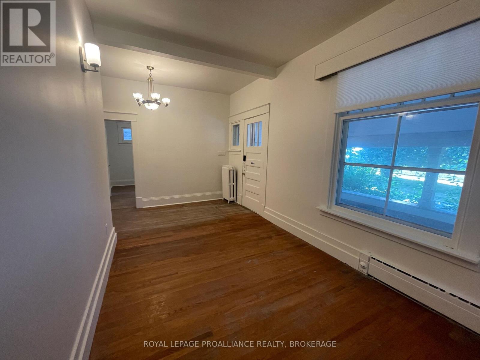 301 King Street W, Kingston, Ontario  K7L 2W9 - Photo 5 - X12315195