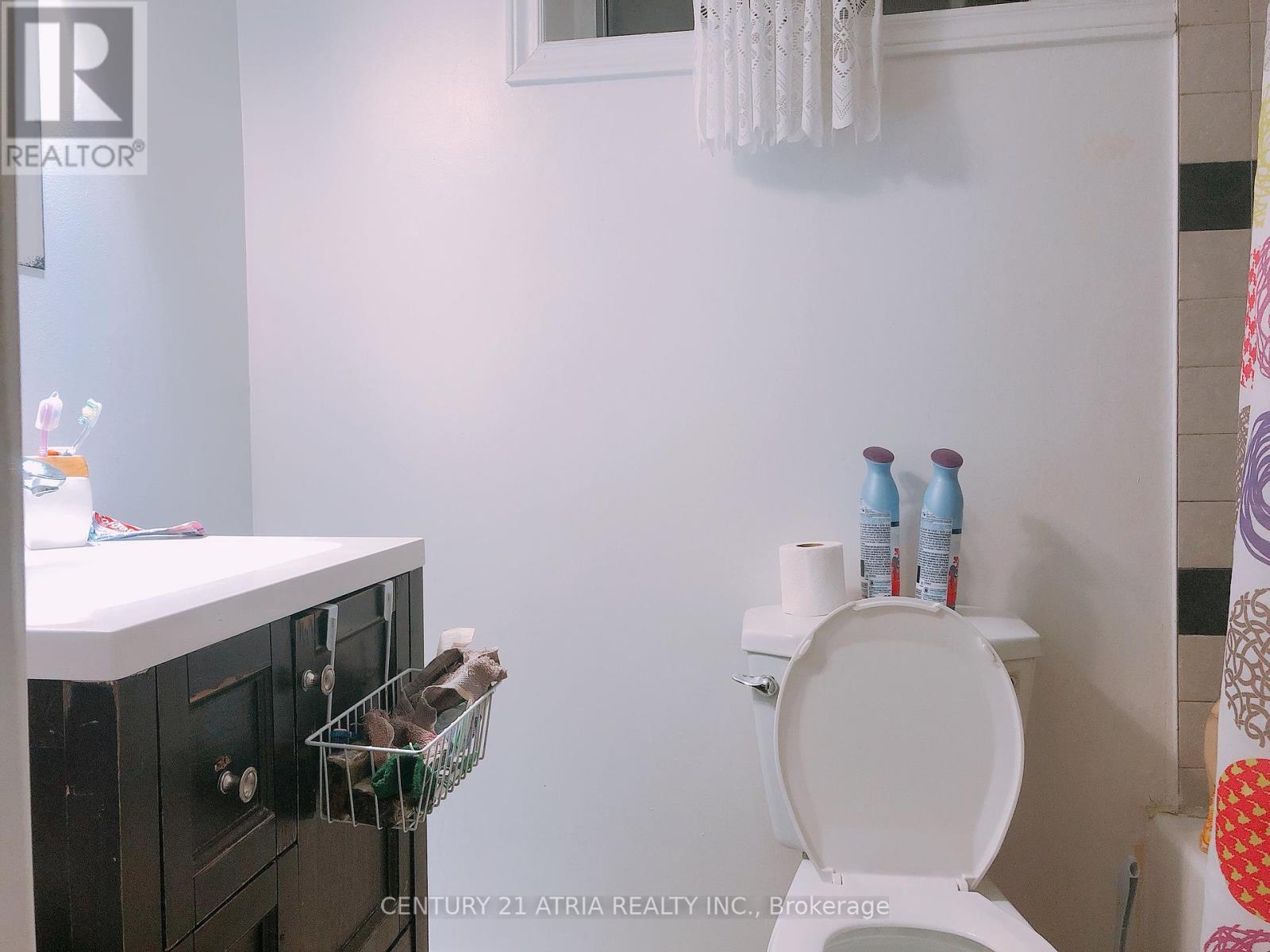 9 Oakmeadow Boulevard, Toronto, Ontario  M1E 4G2 - Photo 13 - E12315044