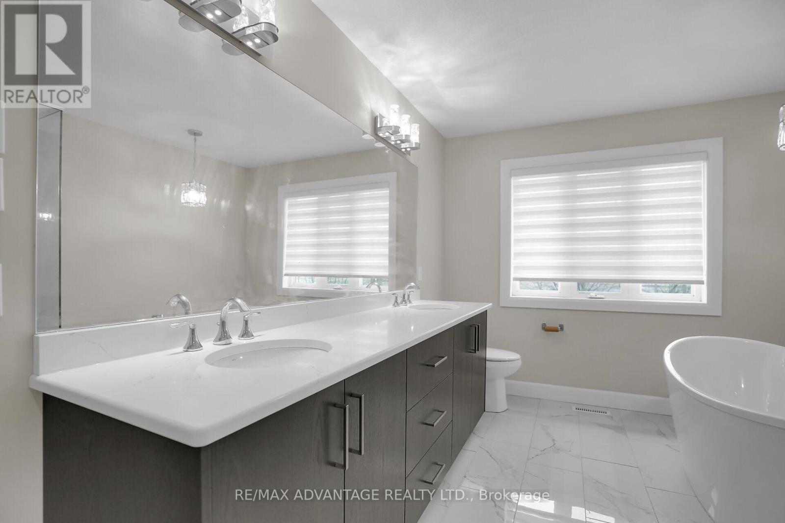 6416 Old Garrison Boulevard, London South, Ontario  N6P 0G2 - Photo 26 - X12315214