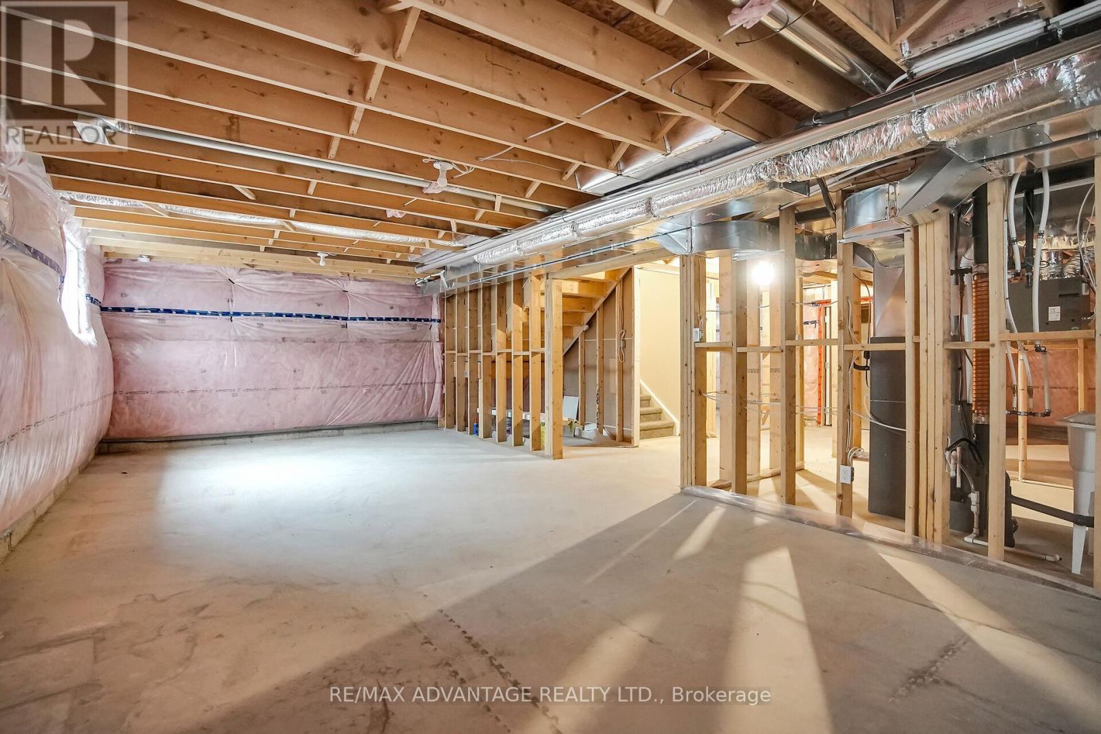 6416 Old Garrison Boulevard, London South, Ontario  N6P 0G2 - Photo 39 - X12315214