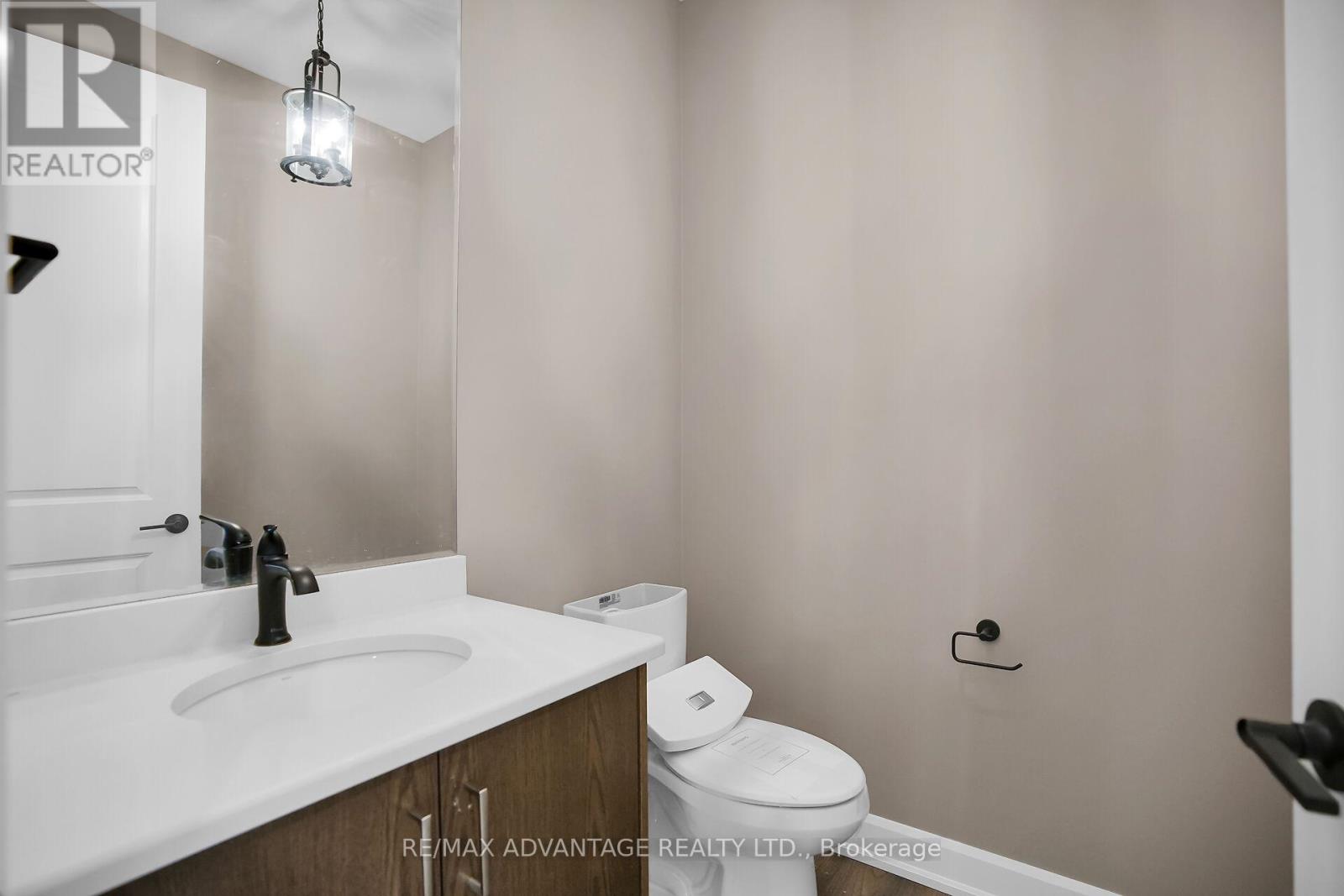 6416 Old Garrison Boulevard, London South, Ontario  N6P 0G2 - Photo 7 - X12315214