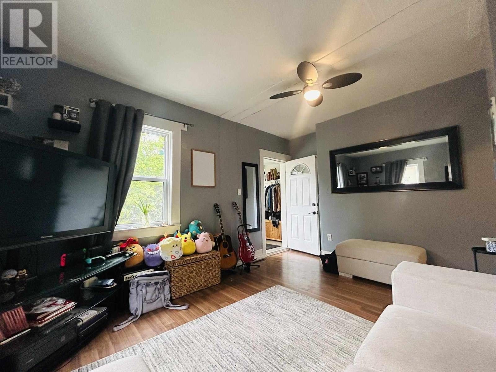 Property at 348 Foley ST image 3