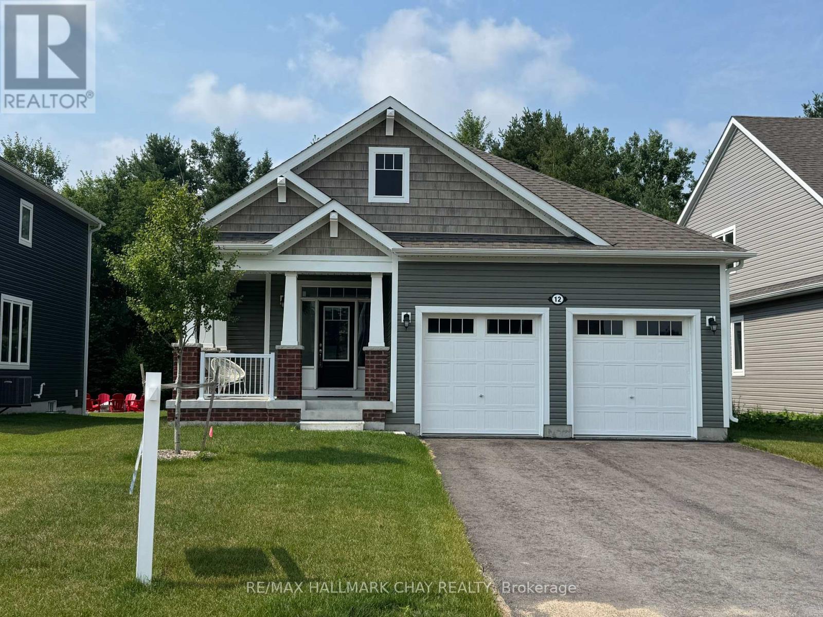 Property at 12 DYER CRESCENT image 1