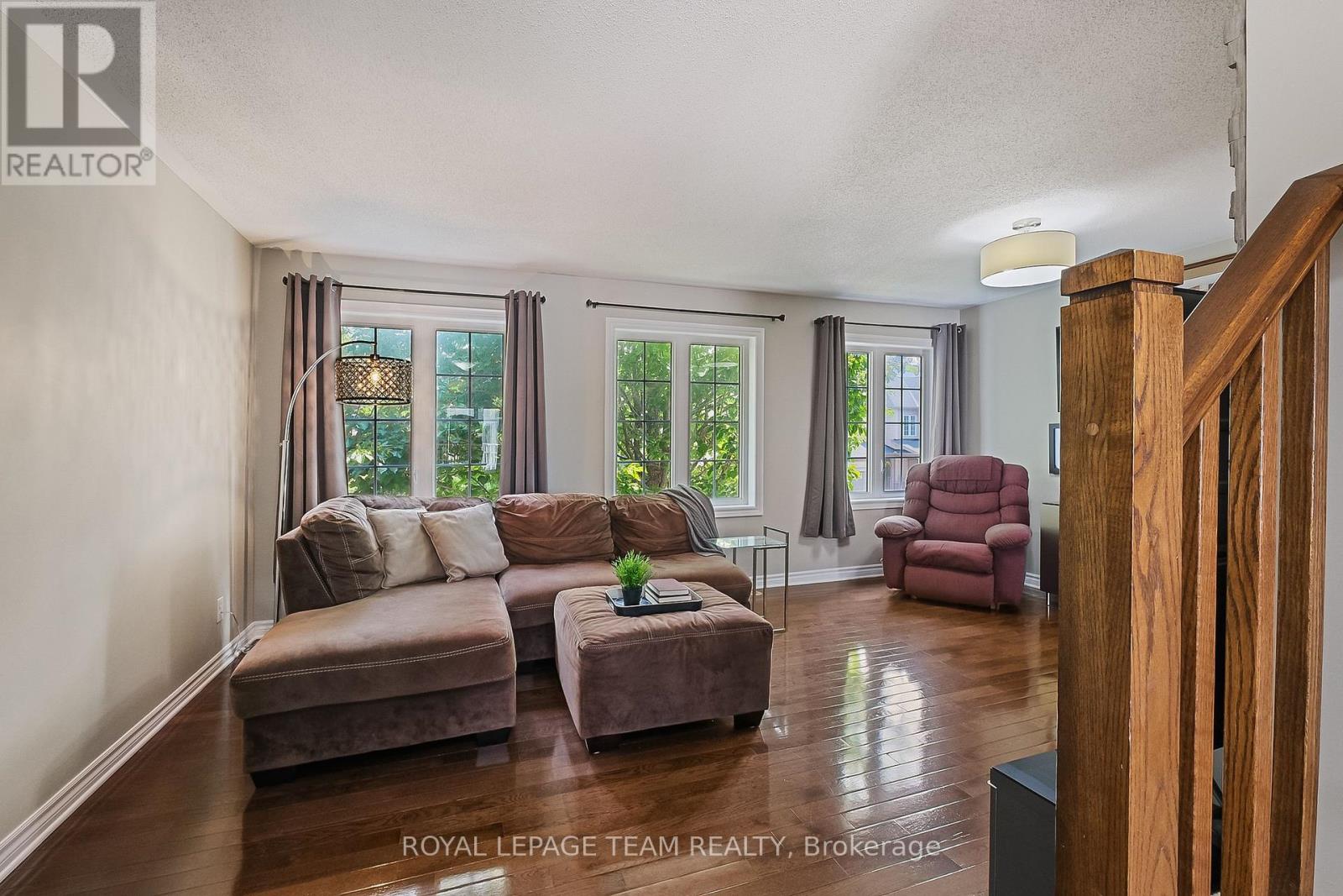 127 Harmattan Avenue, Ottawa, Ontario  K2S 0E4 - Photo 12 - X12315089