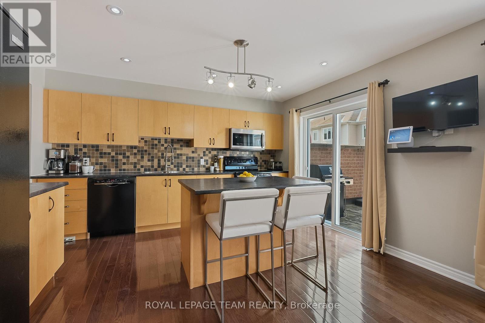 127 Harmattan Avenue, Ottawa, Ontario  K2S 0E4 - Photo 14 - X12315089