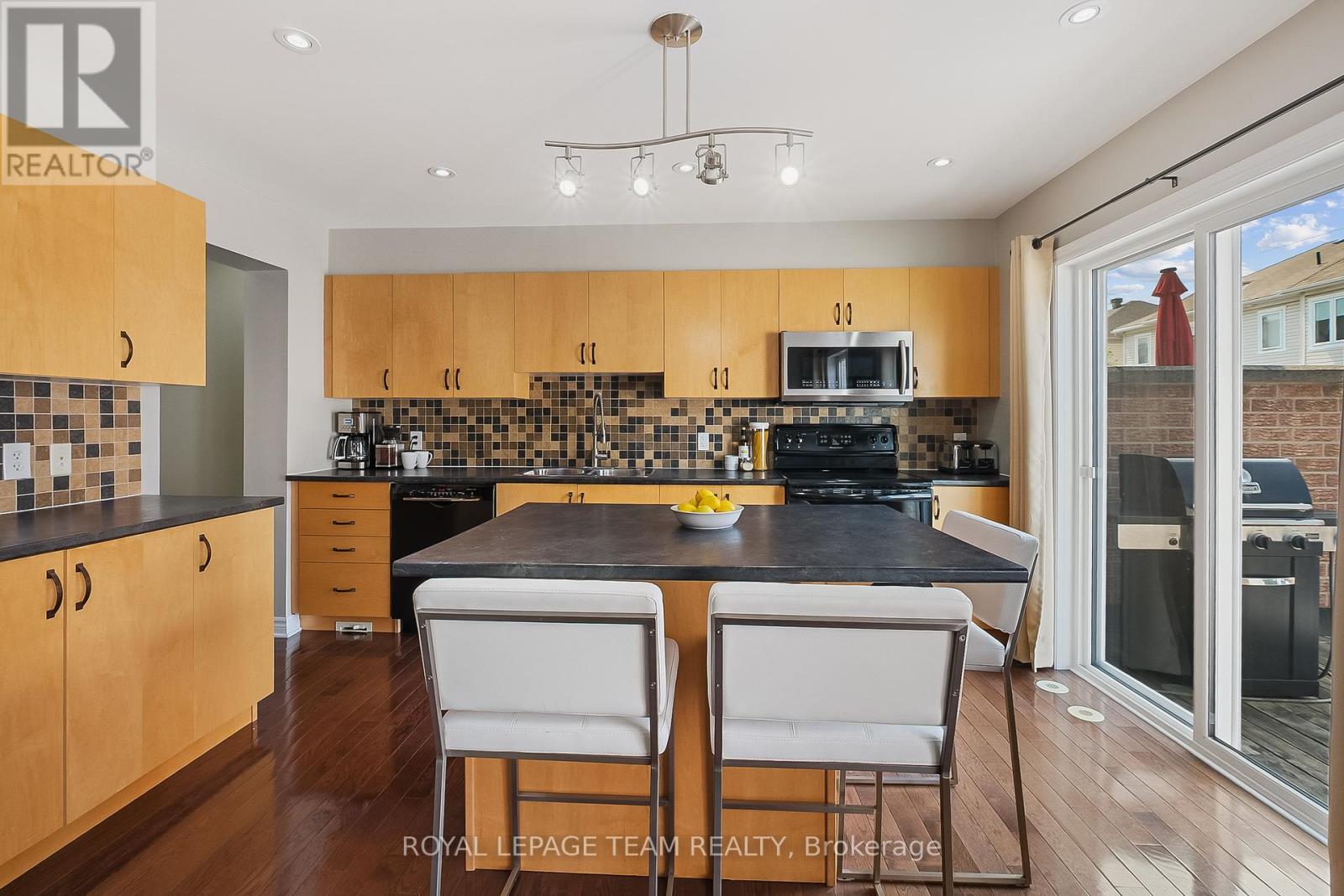 127 Harmattan Avenue, Ottawa, Ontario  K2S 0E4 - Photo 15 - X12315089