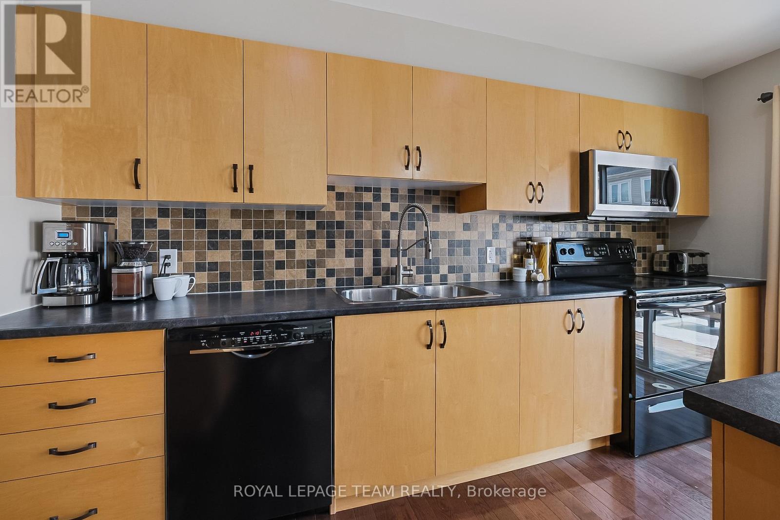 127 Harmattan Avenue, Ottawa, Ontario  K2S 0E4 - Photo 19 - X12315089